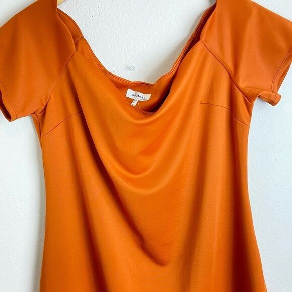 Monteau - Trendy Plus Size Scalloped Off-The-Shoulder Dress - Picture 4 of 9